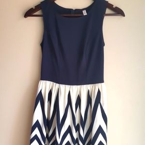 Xhilaration blue chevron dress